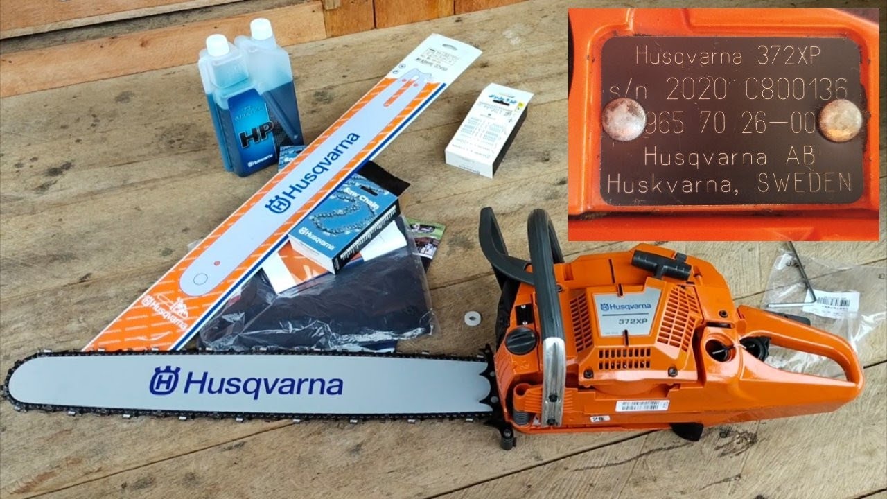 unboxing chainsaw Husqvarna 372XP made in Sweden