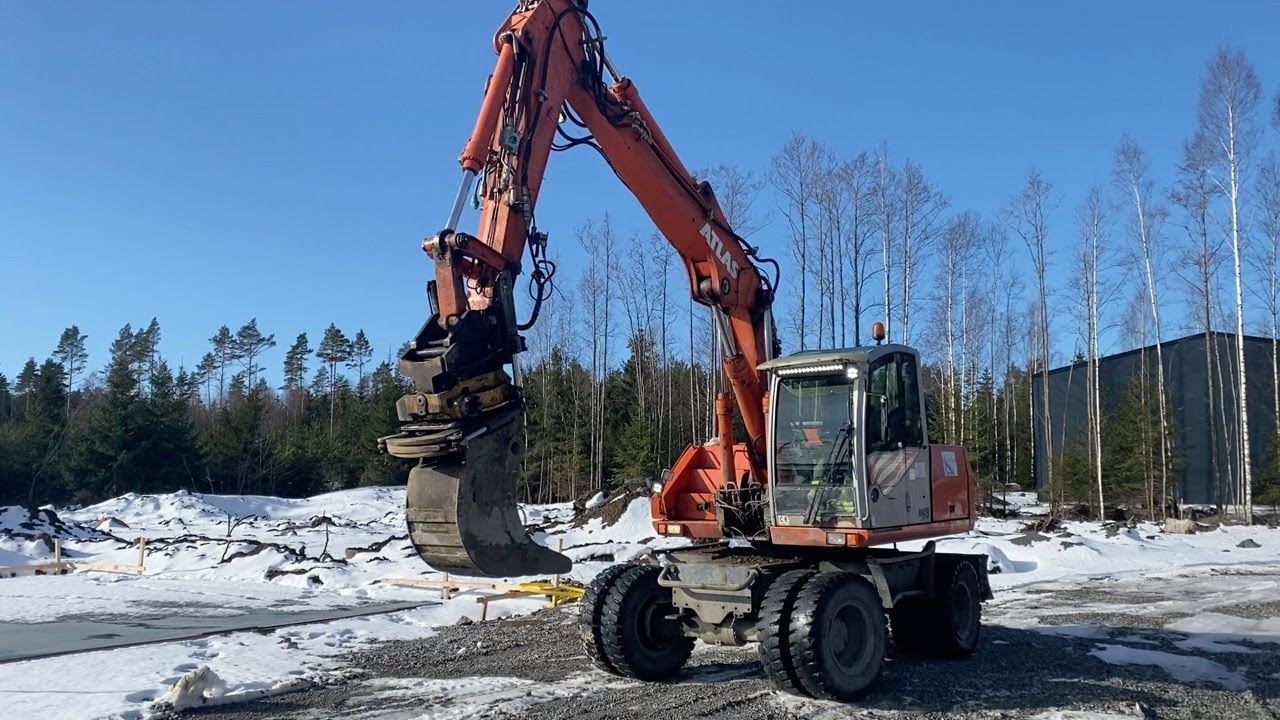Köp Hjulgrävare Atlas 1605M med tiltrotator och redskap på Klaravik