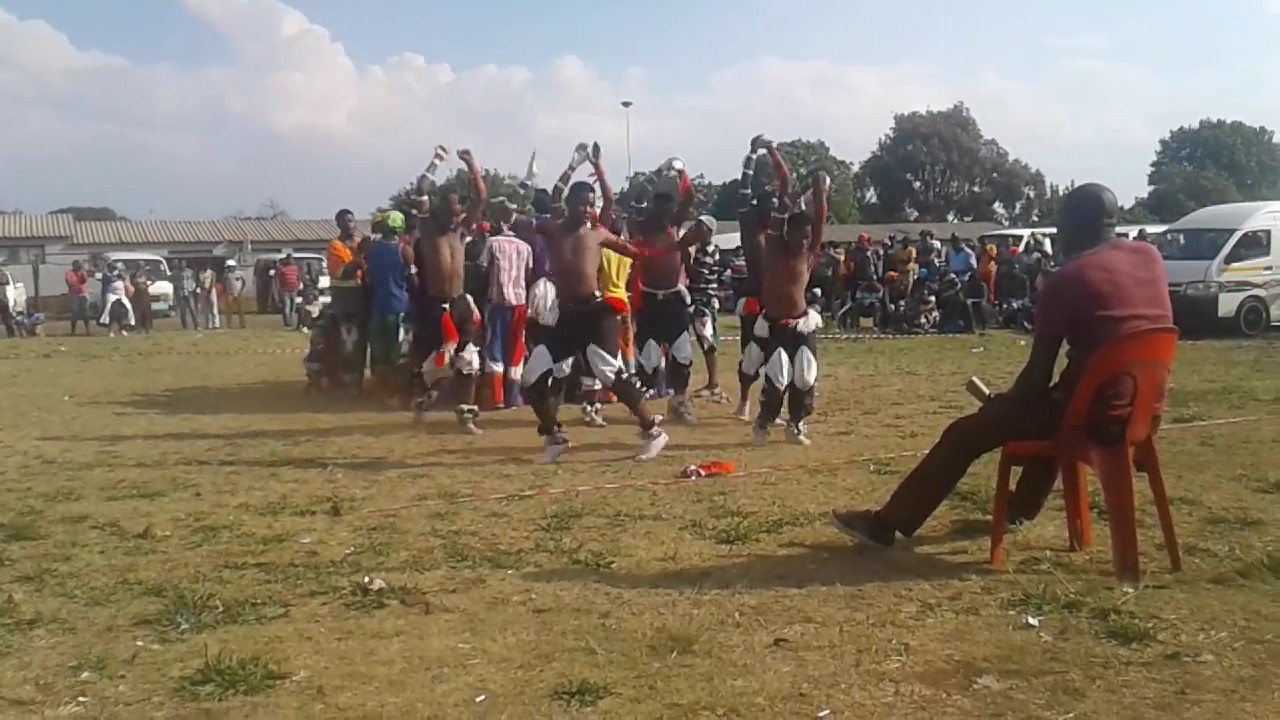 Ingoma ka bhaca ezo Dwebo