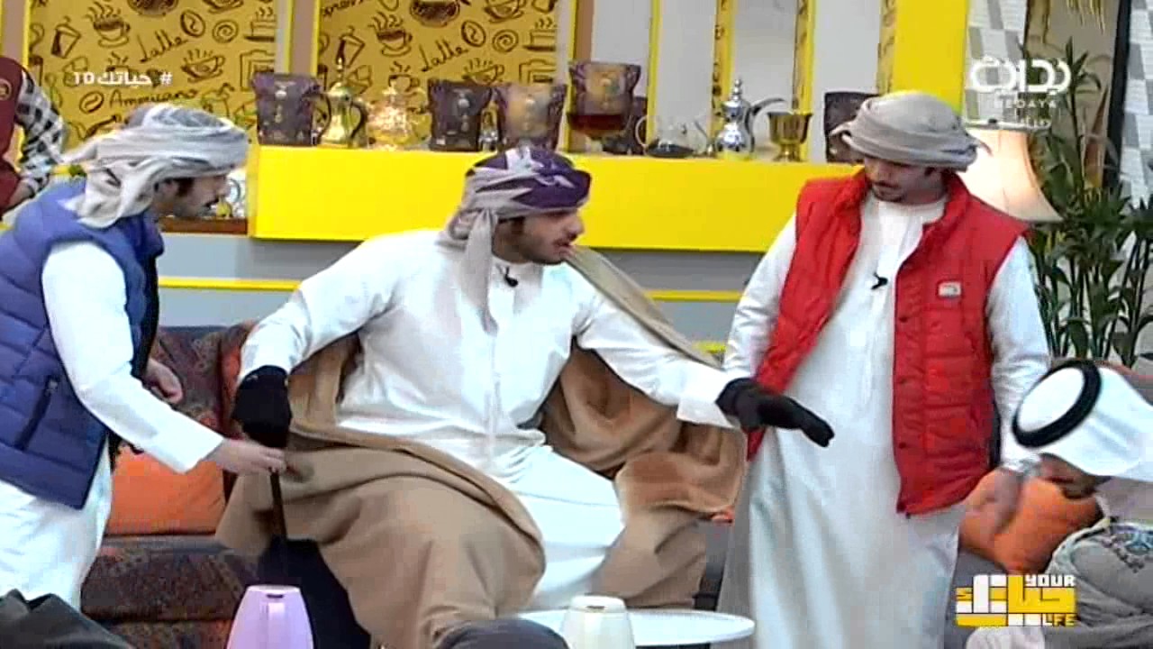 تقليد اللهجة اللبنانية - صالح القحطاني ومنصور القرني وأحمد سعود وعبدالعزيز بن سعيد | #حياتك10