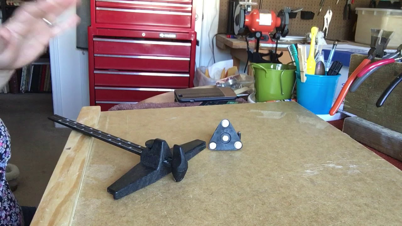 Glastar strip and circle cutter