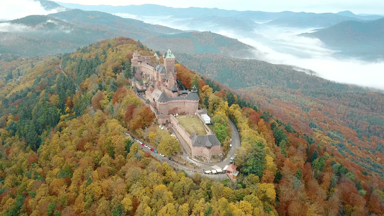 Château du Haut-Kœnigsbourg en drone
