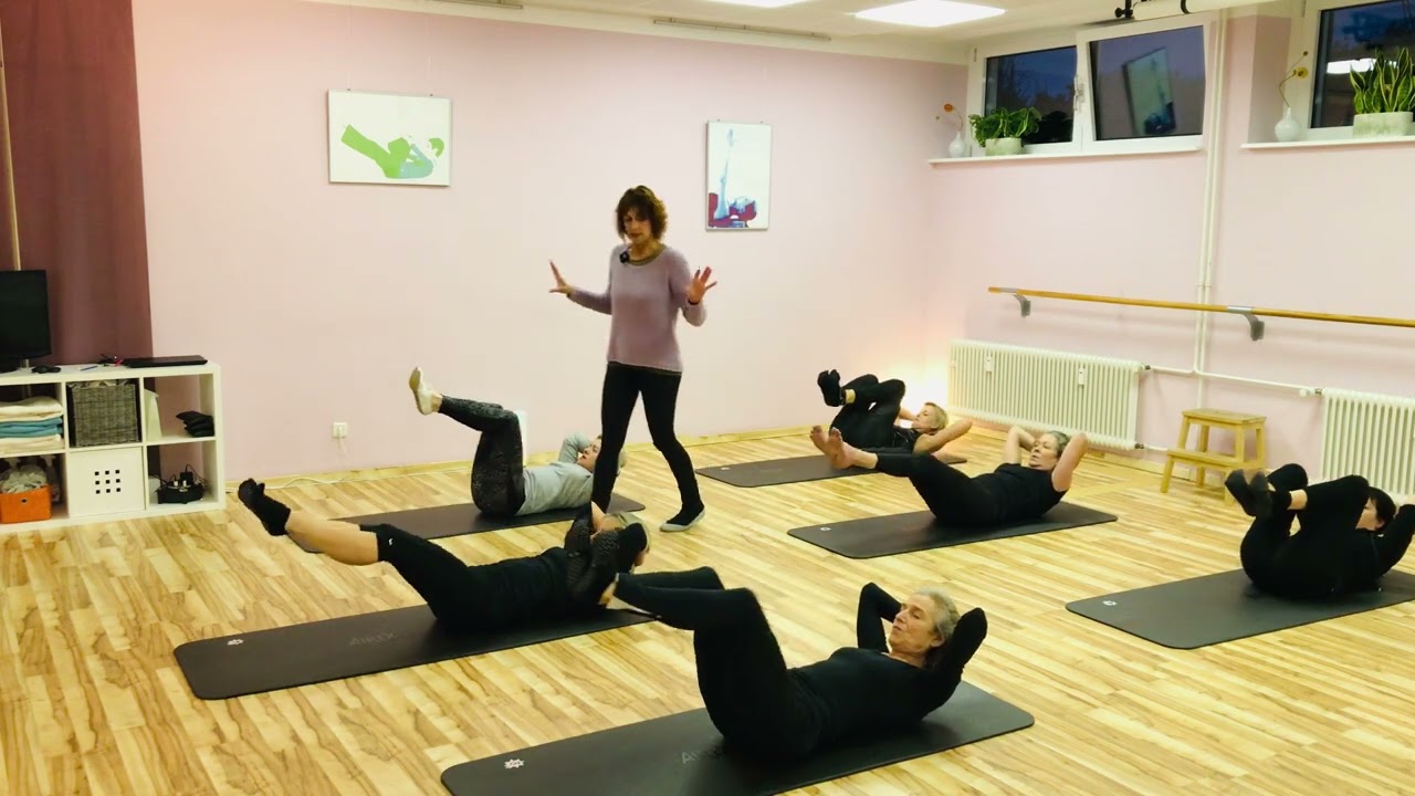 Pilates Mattenstunde „Reformer on the Mat“