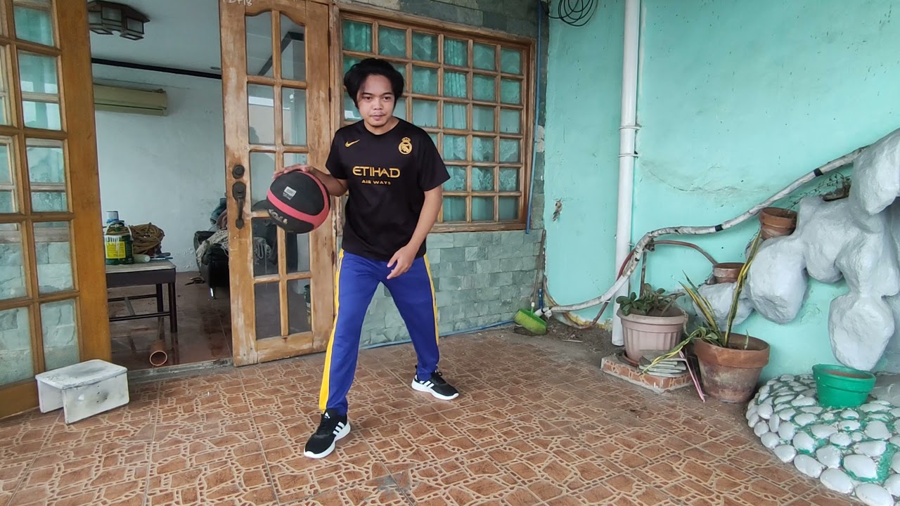 10 Basic rules and violation in basketball (P.E)