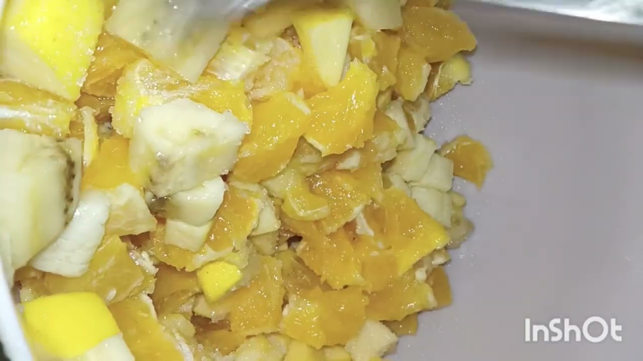 اليوم جبتلكم سلطة فواكه 😍على طريقتي 🤗 بطريقة تخلي الفاكية متكحالش 👌 وتبقى على لونها 😍👍تفاعلو لبنات