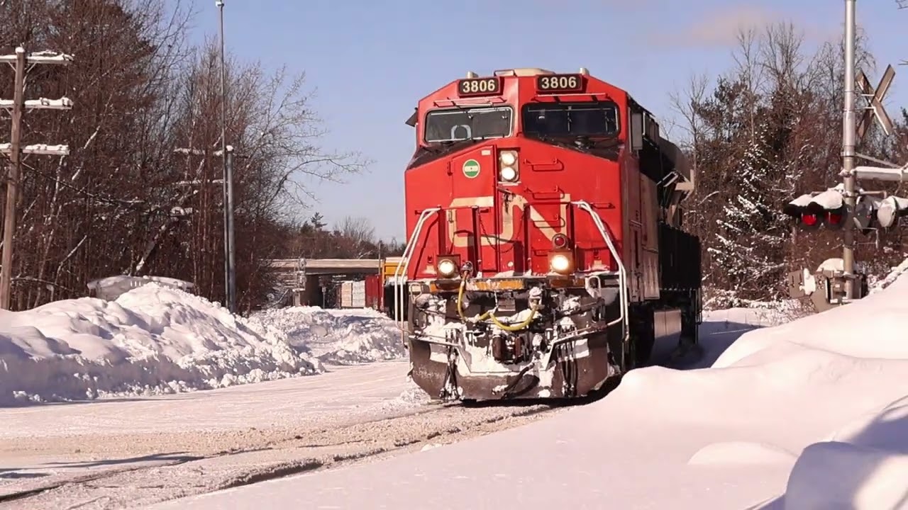 railfanning in washago on