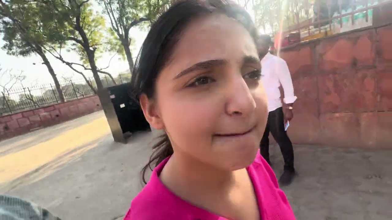 Delhi Sae Aate Hi Bhumi Bemar Ho Gae 😥