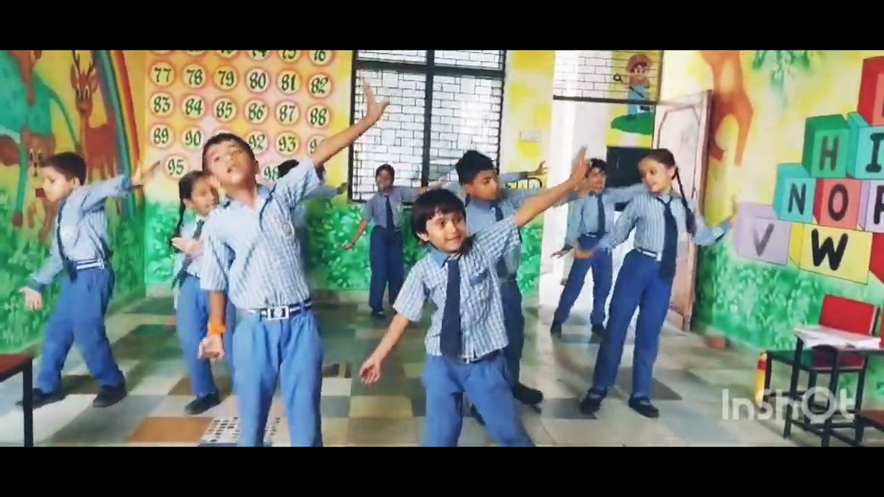 Rakshabandhan song/Title track 🥰🥰/ cover by Anita singh 😊😊/ Anita's crazy dance 🥰🥰🥰