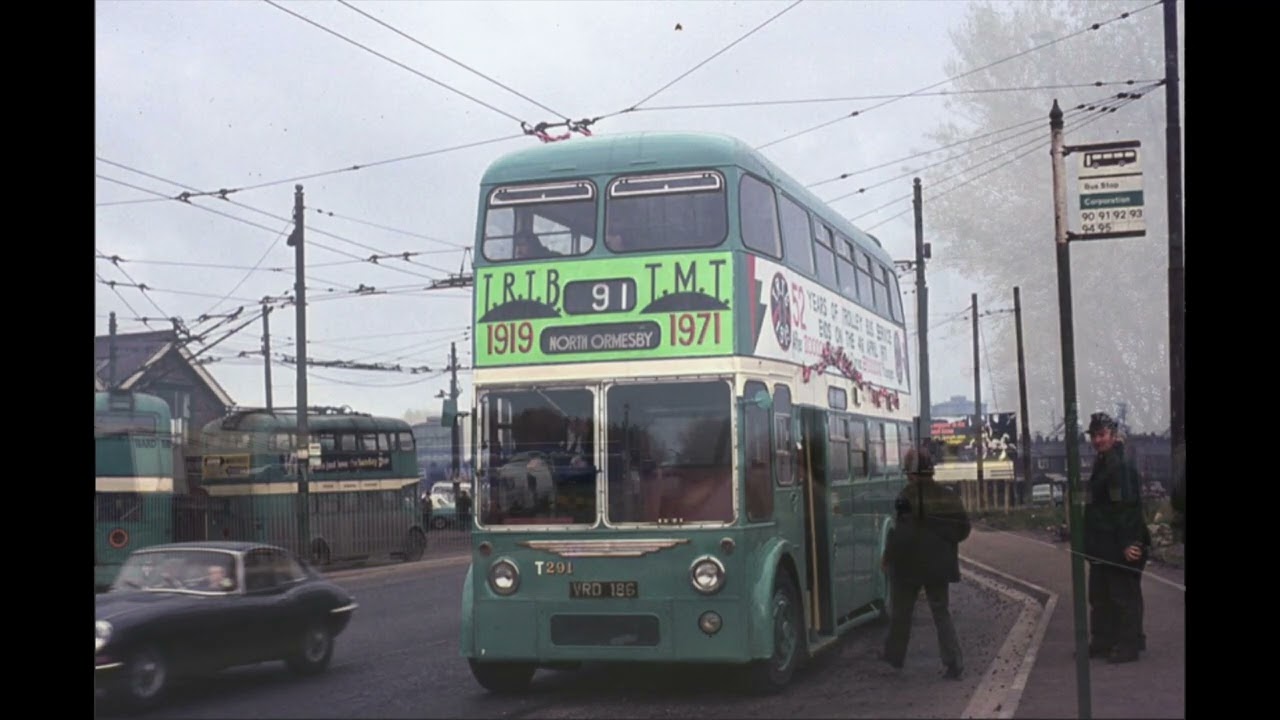 Trolleybus. South Bank.  Spring 2022