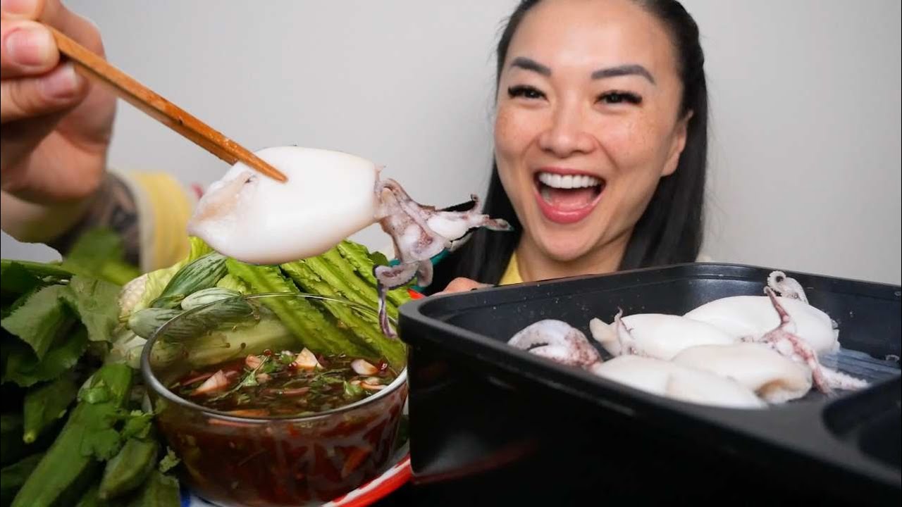 SQUID WITH MY FAVOURITE SAUCE + FRESH VEGGIES | SASVlogs