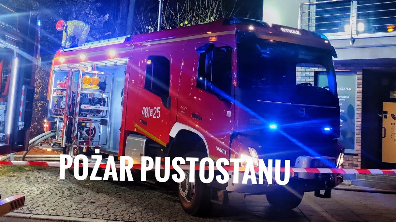 Pluton Gaśniczy z JRG Jaworzno 481[S]21,25,26 do pożaru oraz Ambulans z SPR Jaworzno