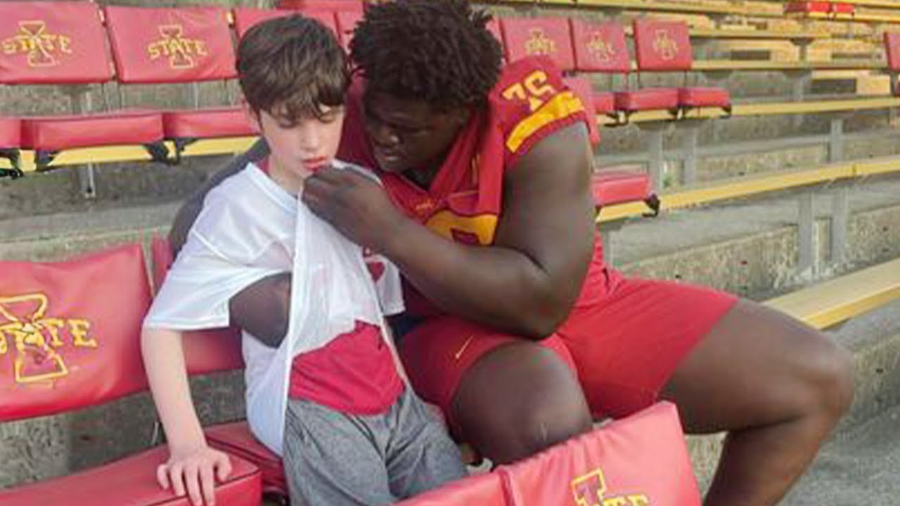 Random Acts Of Kindness That Will Make You Cry | Best of 2024 !