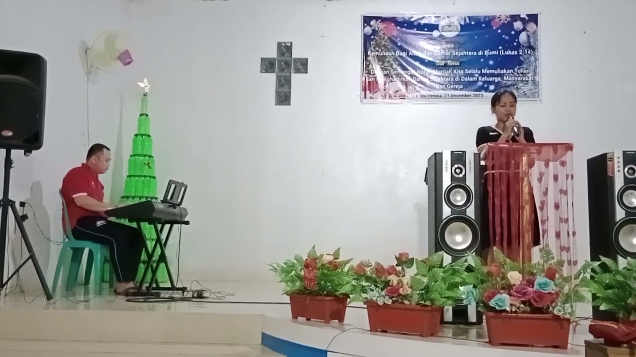 Ibadah Pemuda Pemudi Remaja di GKSI Jemaat Via Dolorosa Lupu Peruca. Wl: Sdri. Erwina Warma.