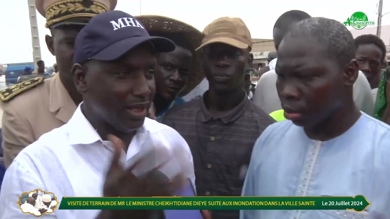 VISITE MINISTRE DE L'HYDRAULIQUE CHEIKH TIDIANE DIEYE  A TOUBA