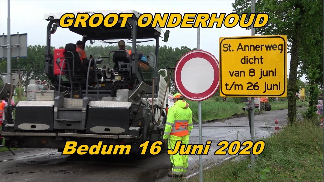 Bedum.  Groot Onderhoud Sint Annerweg.