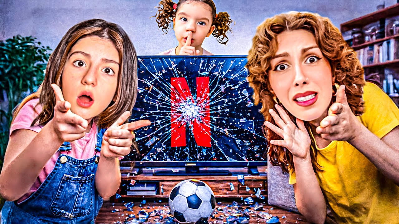 TELEVİZYONU KİM KIRDI? ESMANUR VE SARA EVDE TOP OYNADI! 