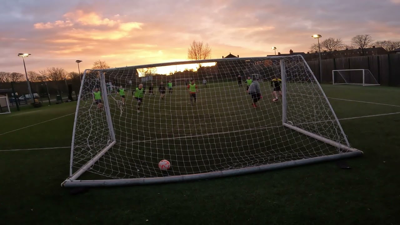 Go Pro Goalie 6