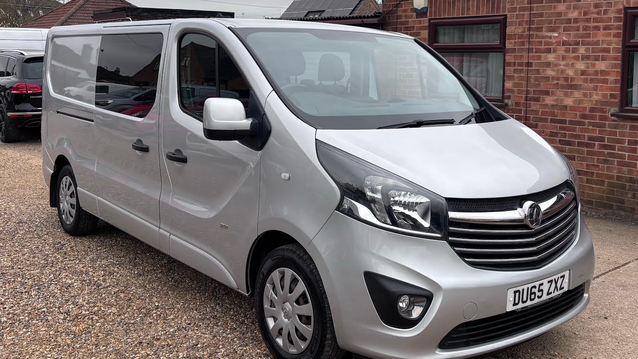 IA Car Company - Vauxhall Vivaro - DU65ZXZ