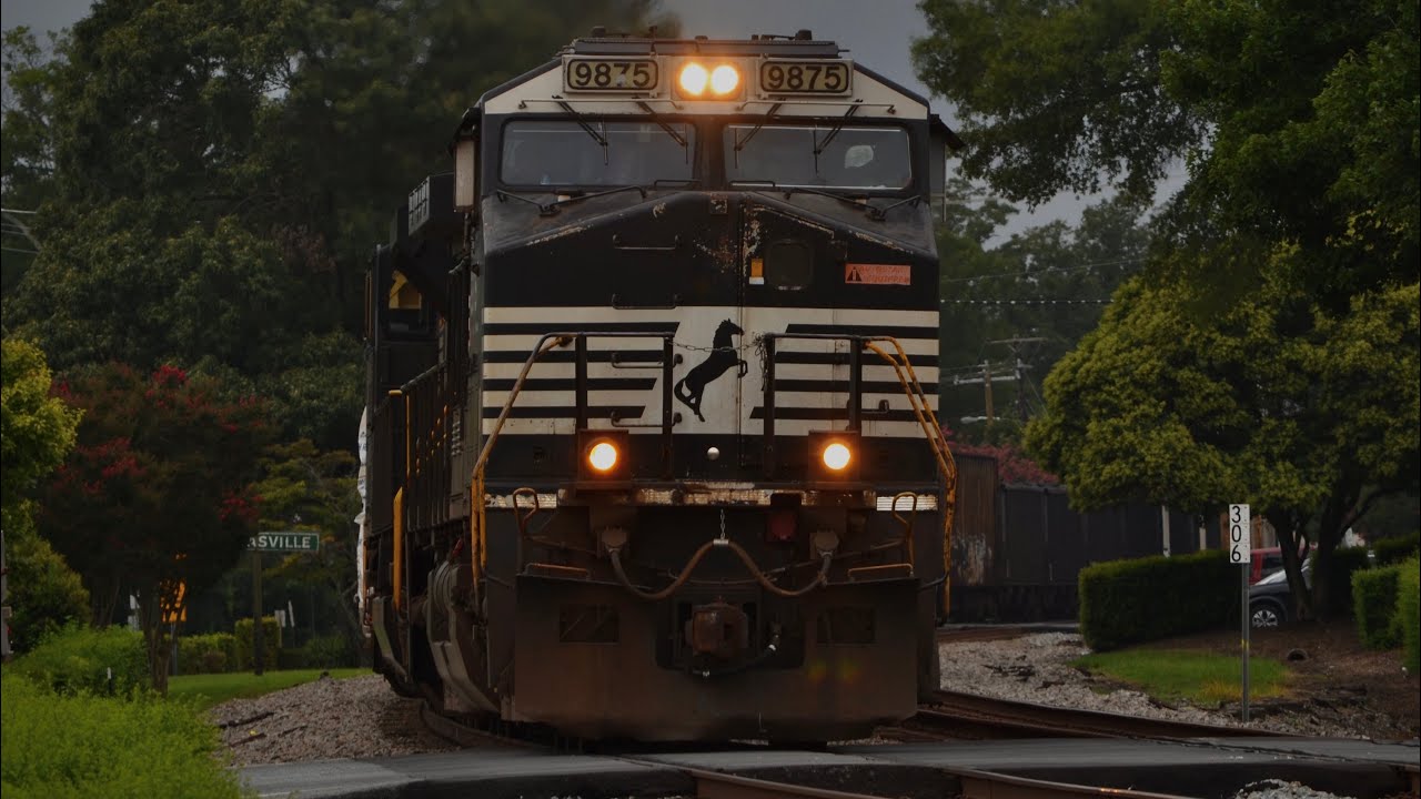 Piedmont Triad Railfanning With Amtrak 301, NS 1067 And A NS Caboose.