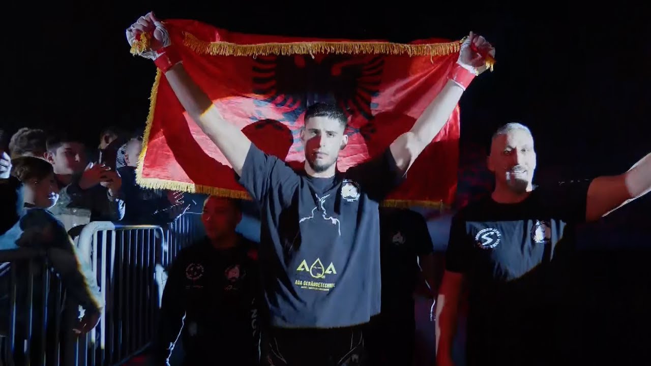 Albanian MMA fighter Arlind Berisha entrance | FCR 22