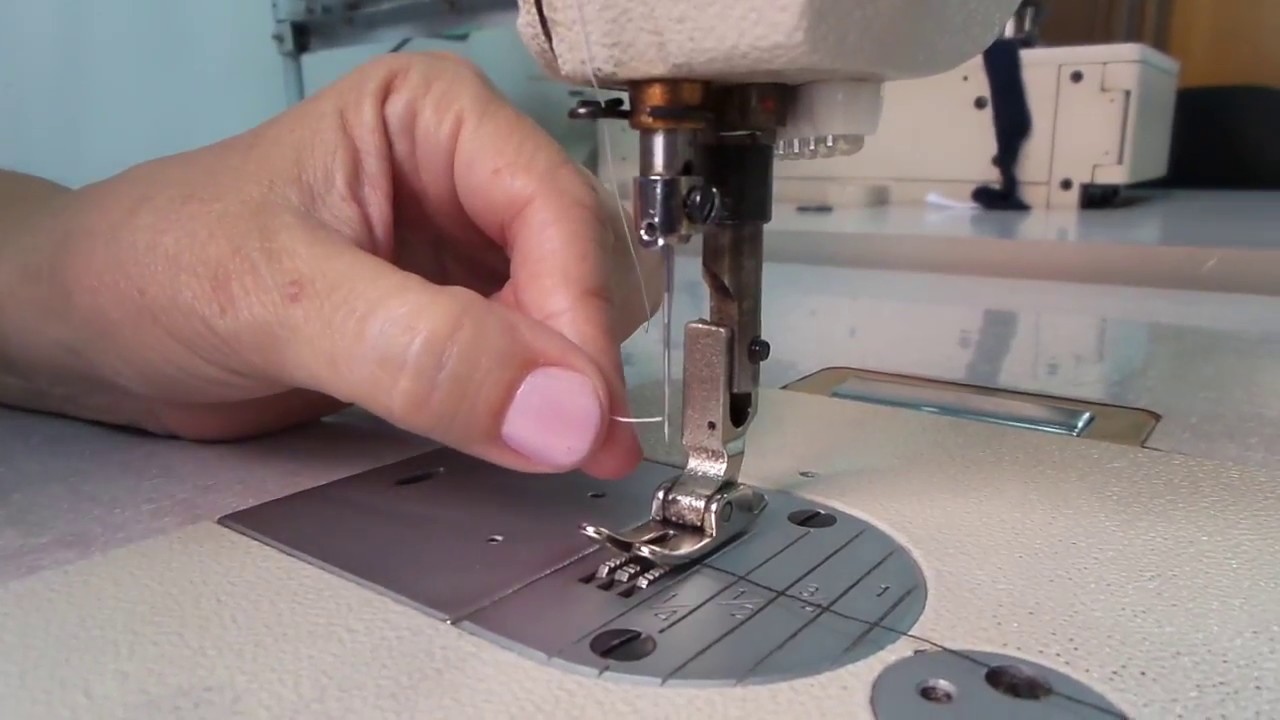 Como passar a linha na máquina reta industrial 