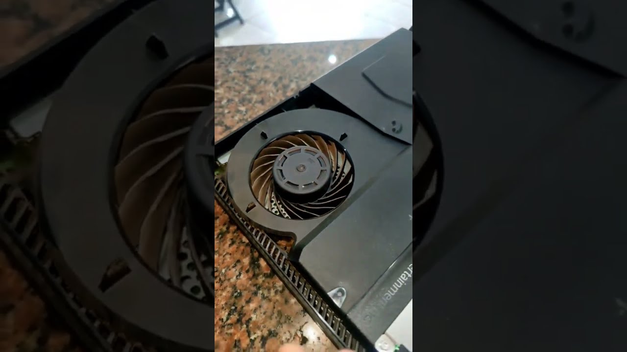 PS4 Pro do Rafael Com Muito Barulho