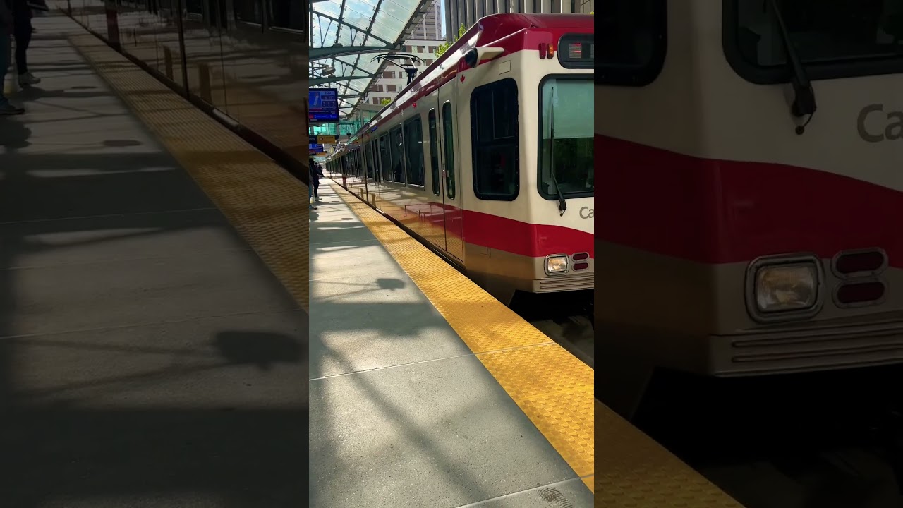 YYC life #canada#shorts#tram#subscribe#calgary#alberta#travel#canadalife#canadatravel#yyc#yyclife