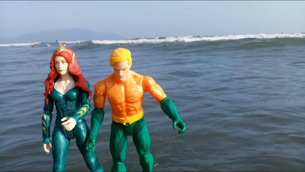 AQUAMAN e MERA derrotam ARRAIA NEGRA na PRAIA