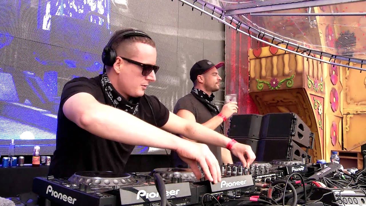 Tom Staar vs Kryder - Tomorrowland 2015