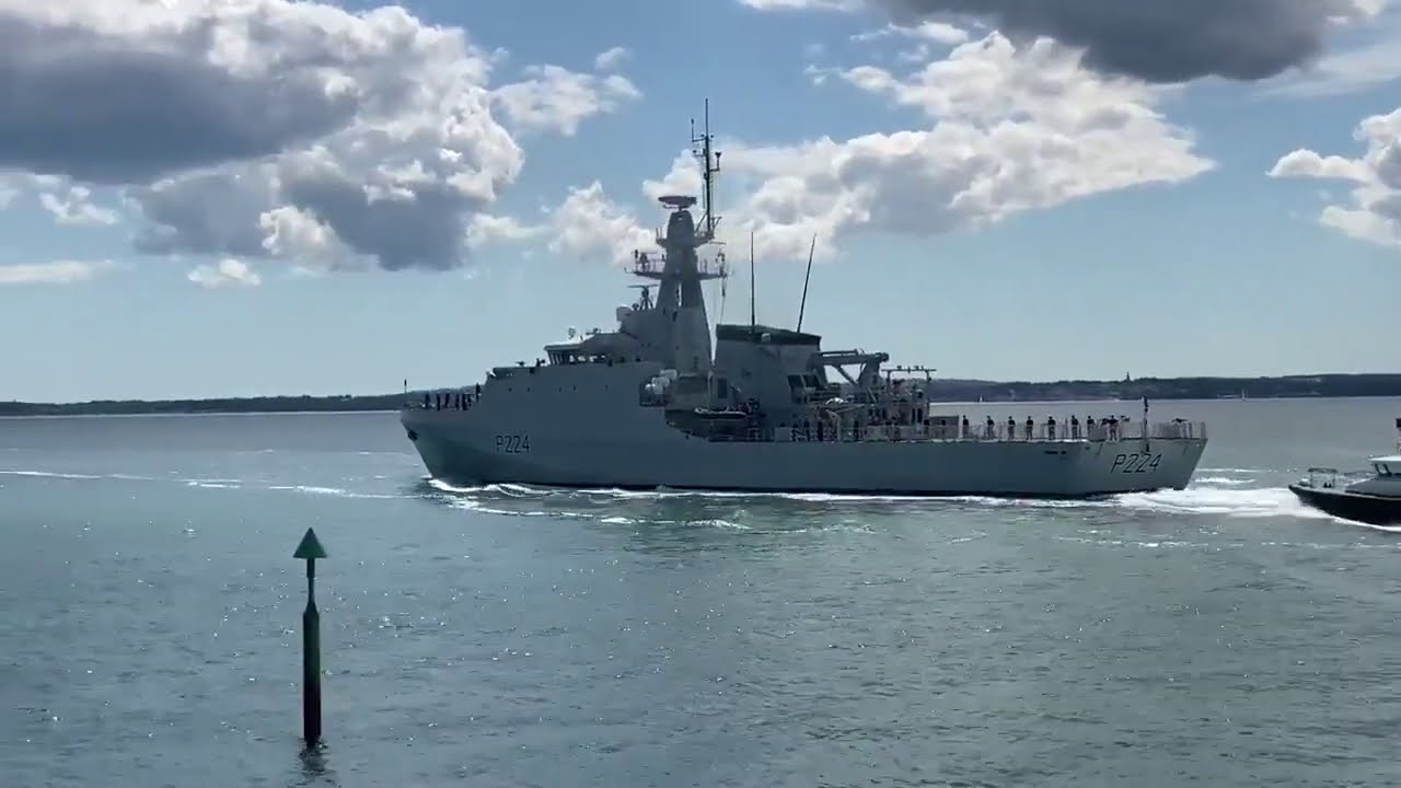 HMS Trent sails from Portsmouth to be forward-deployed in the Mediterranean