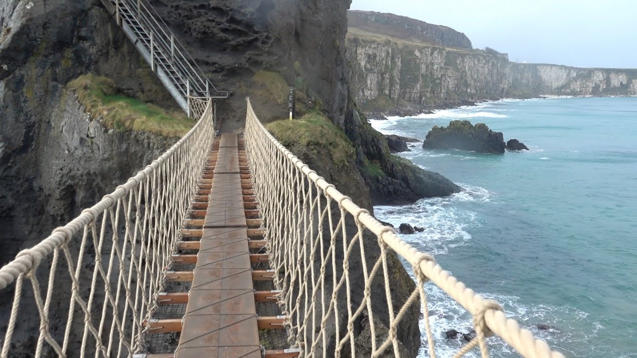 HO ATTRAVERSATO UN PONTE SOSPESO: AVVENTURE in IRLANDA