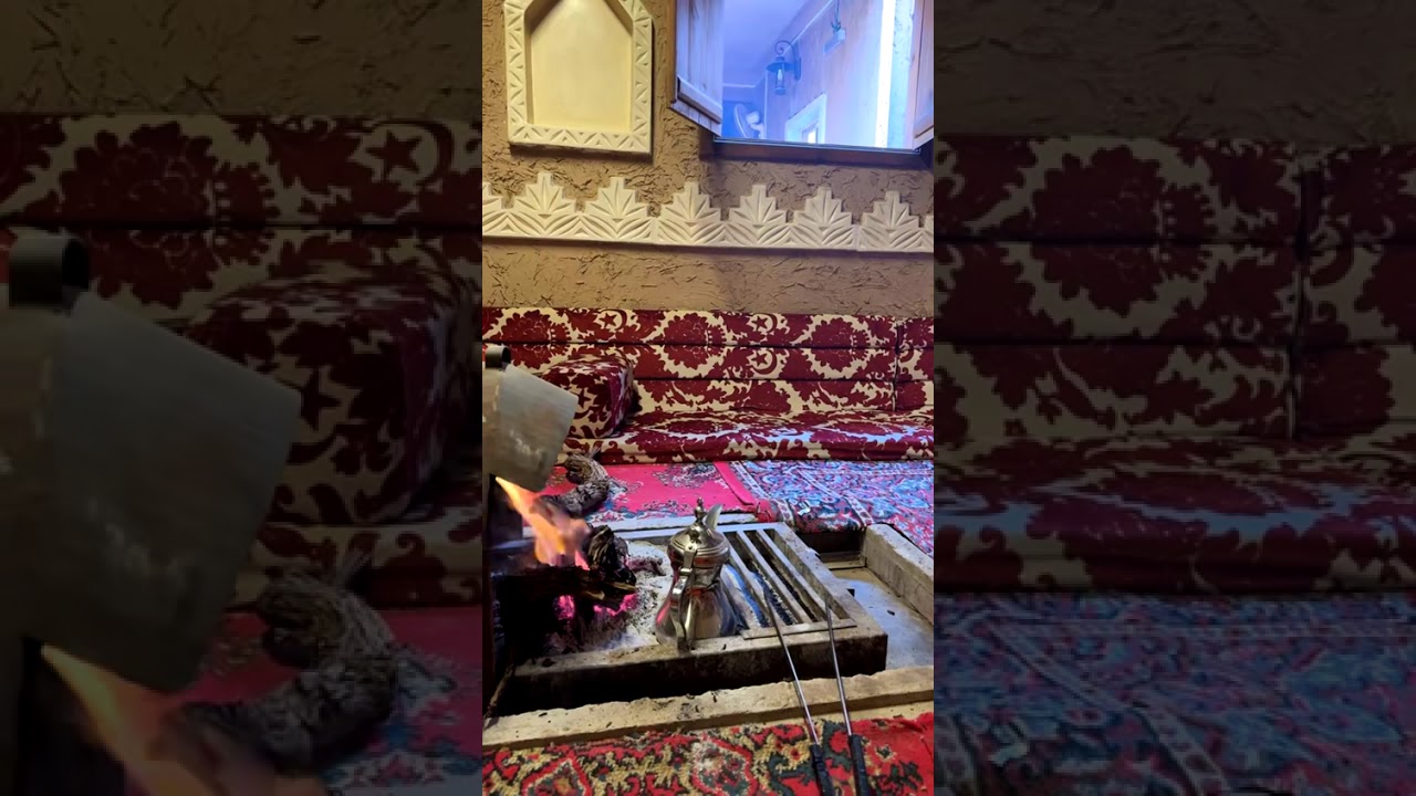 شباب في إستراحة