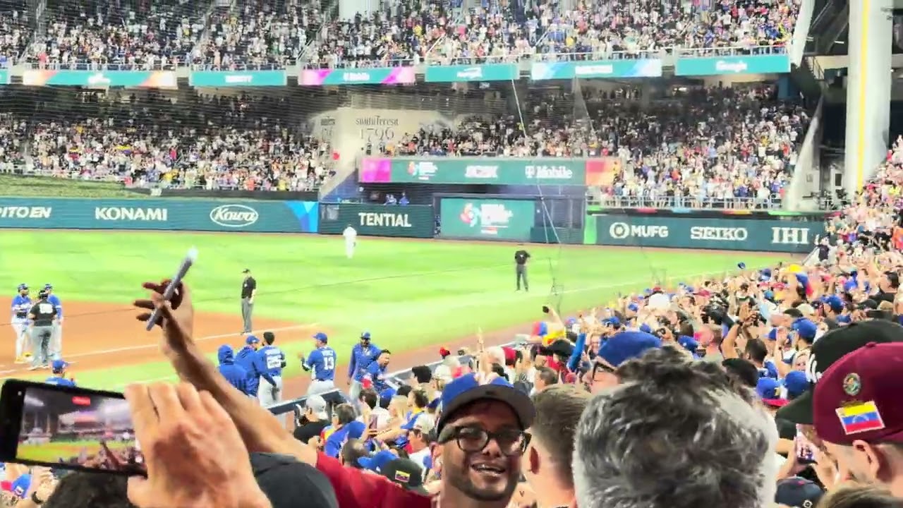 WBC ¡Remontada Monumental! Venezuela castiga a Italia con ráfaga de hits de Chourio,Acuña Jr,Arraez.