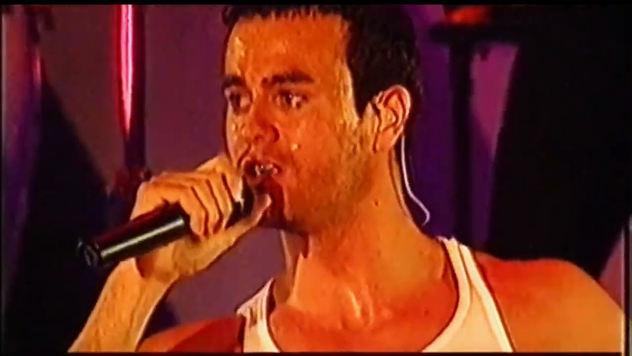Enrique Iglesias - Bailamos (Live in Warsaw 2000) HD