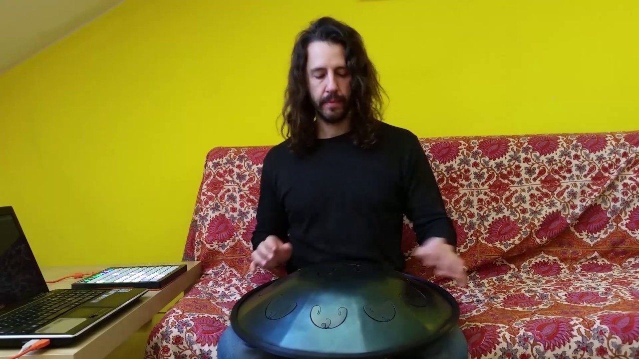 Edoardo Striani - Contact (played on RAV Vast Integral A)