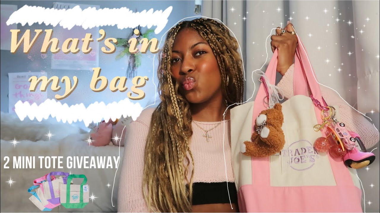 WHATS IN MY BAG 💐| mini Trader Joe’s tote *GIVEAWAY 2 mini tote bags*