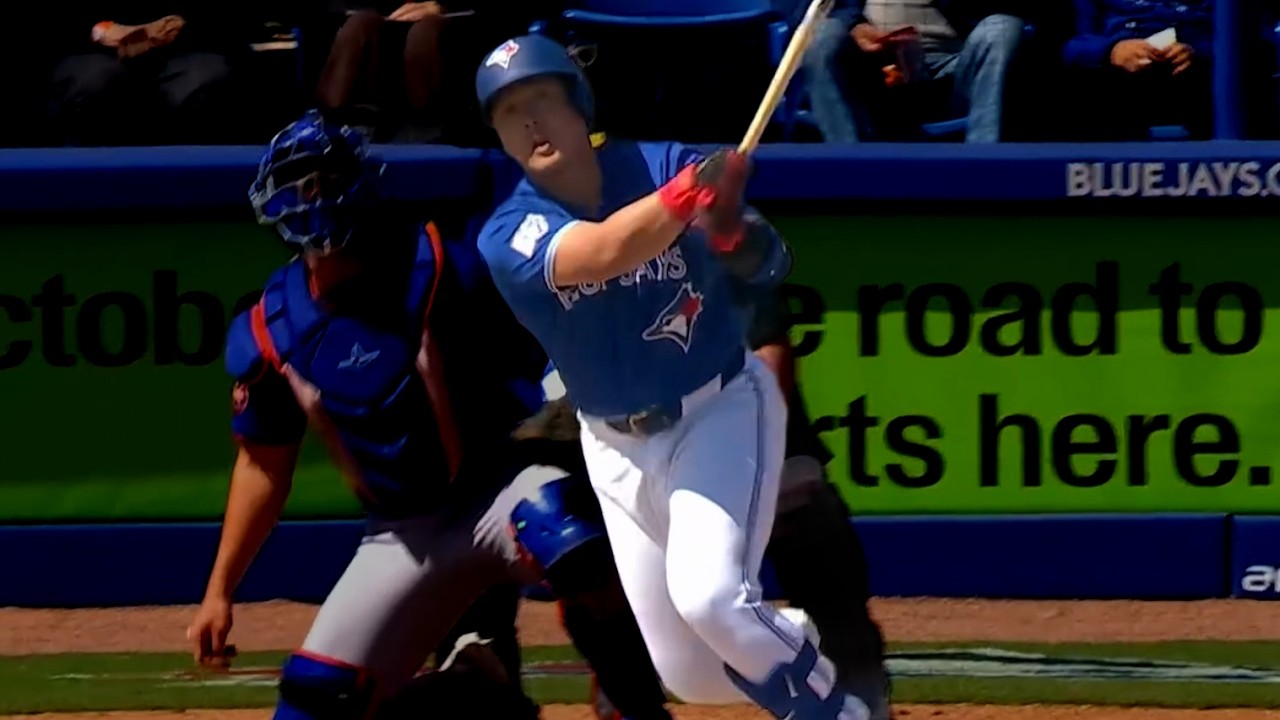 Kazuma Okamoto Hits His First Home Run in 2026 Spring Training! | 岡本和真 ハイライト