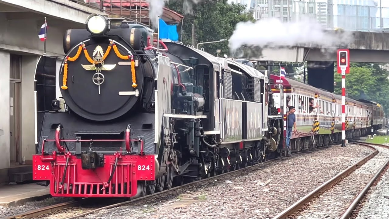 SRT. เช้าสุดแสนพิเศษที่สถานีมักกะสันและจุดตัดราชปรารภ กับขบวนรถพิเศษรถจักรไอน้ำที่ 903 ไปฉะเชิงเทรา