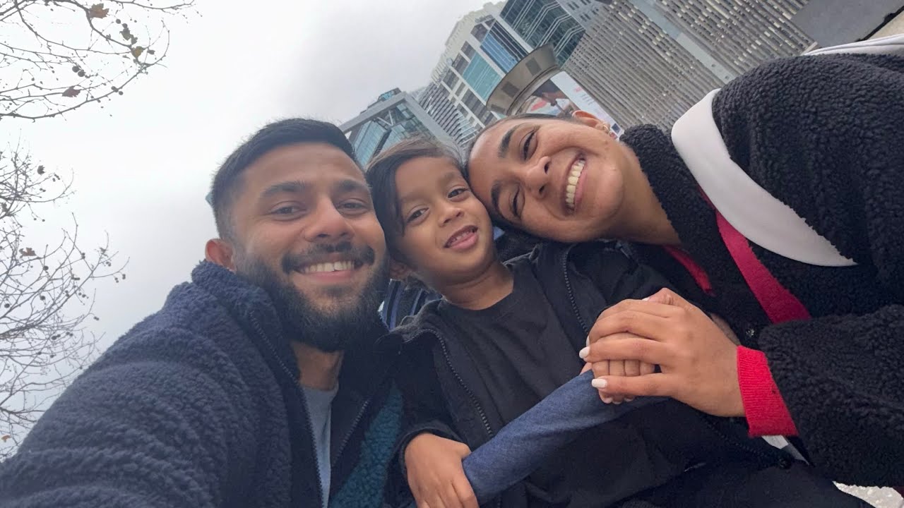 එන්න අපිත් එක්ක city යන්න | Choppeත් Australia ආවා | රෑට city එකේ ලස්සන | Sachini N Isuru Vlogs