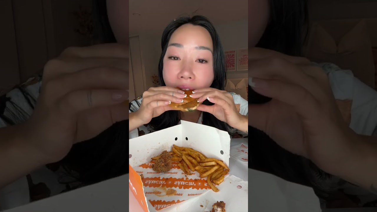 Popeyes Spicy Chicken Burger, Hot Wings & Fries!