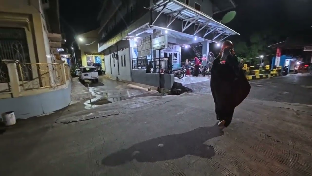 SUASANA MALAM BALIKPAPAN KESERUAN ANTAR IBU NEGARA KONTROL 
