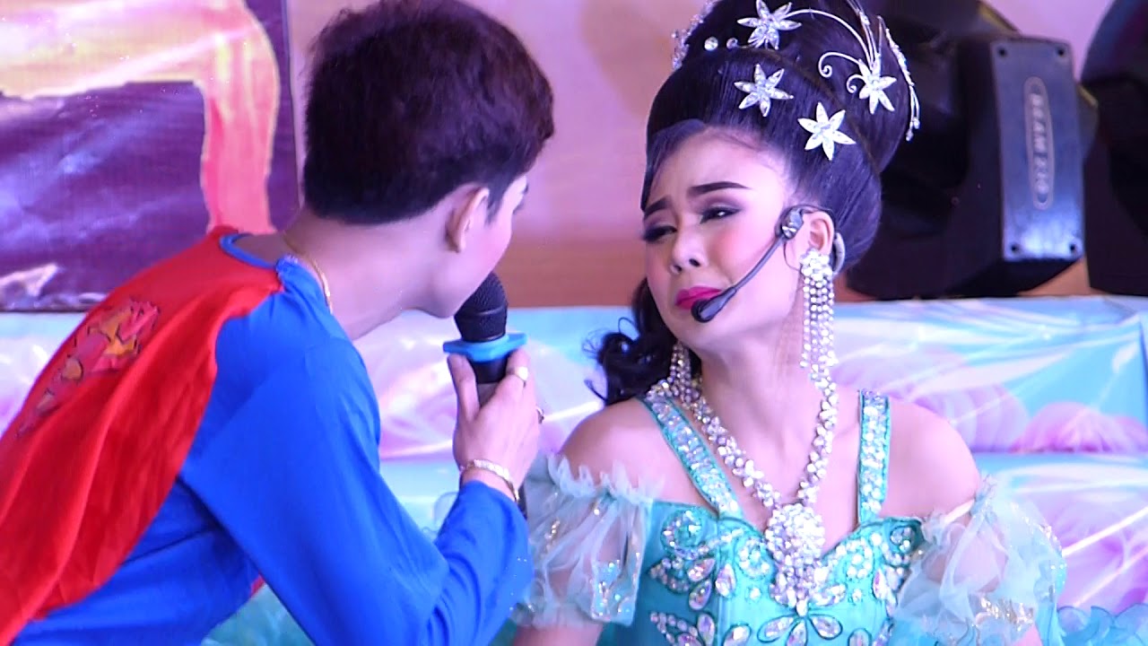 เบลล์ หมิว เต๋า : นางเอกเสียงพริ้วมีมุขตลก 