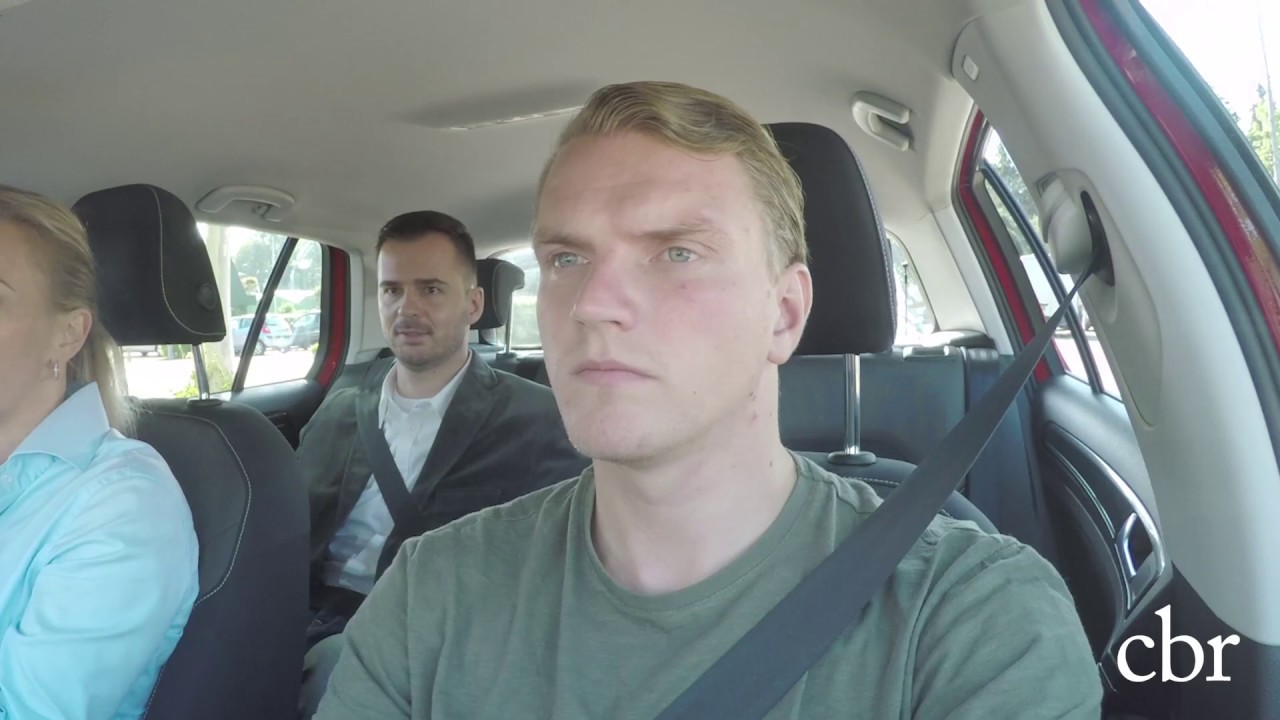 Waarop moet je letten bij rechte en bochtige weggedeelten  - TIP #2 van de CBR-examinator