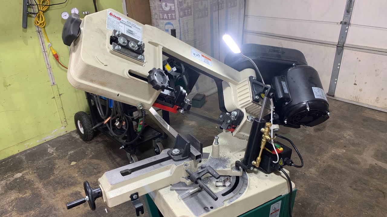HOW TO ADD A LIGHT TO YOUR BAND SAW EASY!!