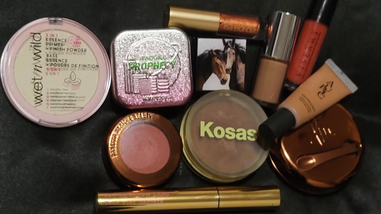 Makeup & Music #GRWM #shopmystash #lisaeldridgemakeup #kosas #kaleidos #wetnwildmakeup
