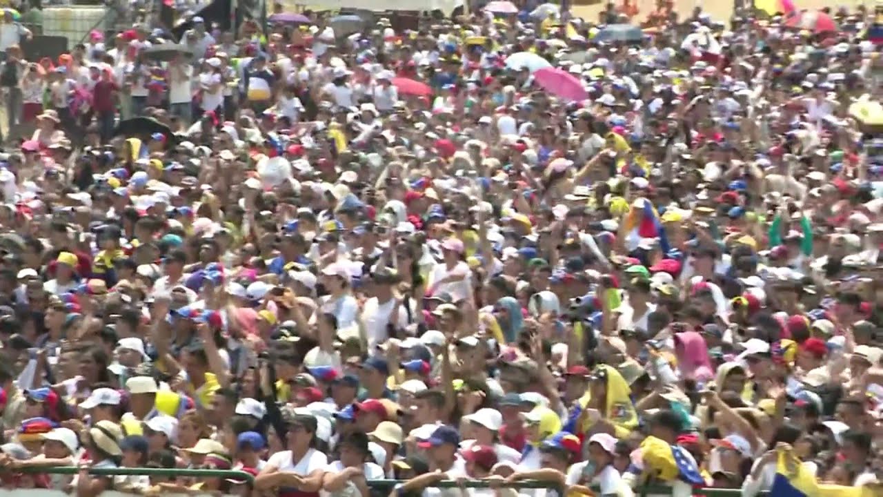After rival concerts near Venezuela-Colombia border, tension rises amid political crisis