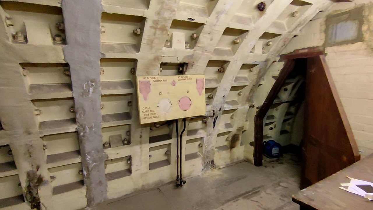 Clapham South deep level bunker URBEX