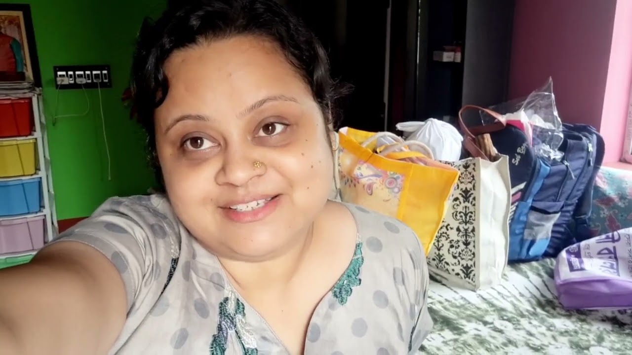 আজকের জন্য বাঁচব যখন তখন নতুন ঘরের🏠 জন্য শখ পূরণ যেমন করে হোক করতেই হবে🤗 জানিনা কাল কি ভাগ্যে আছে😒