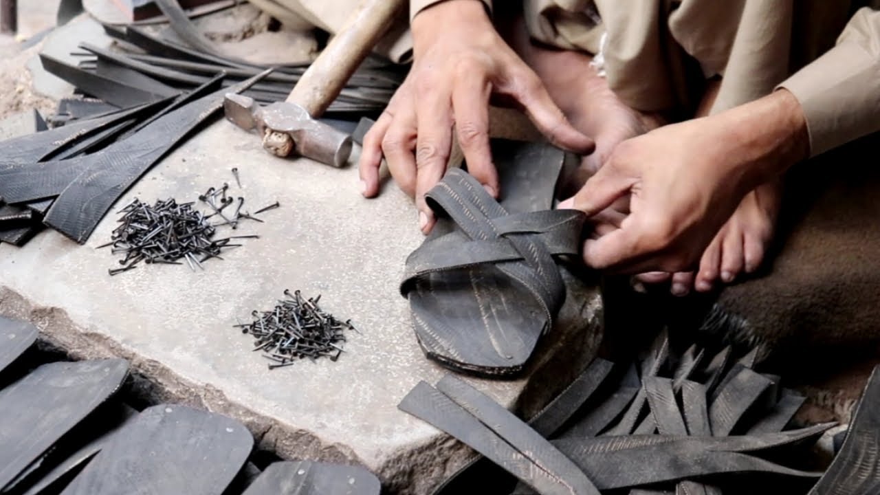 How Tyre Chappal is Made with Amazing Skills|Amazing Works Tyre Skills|spongy chappal