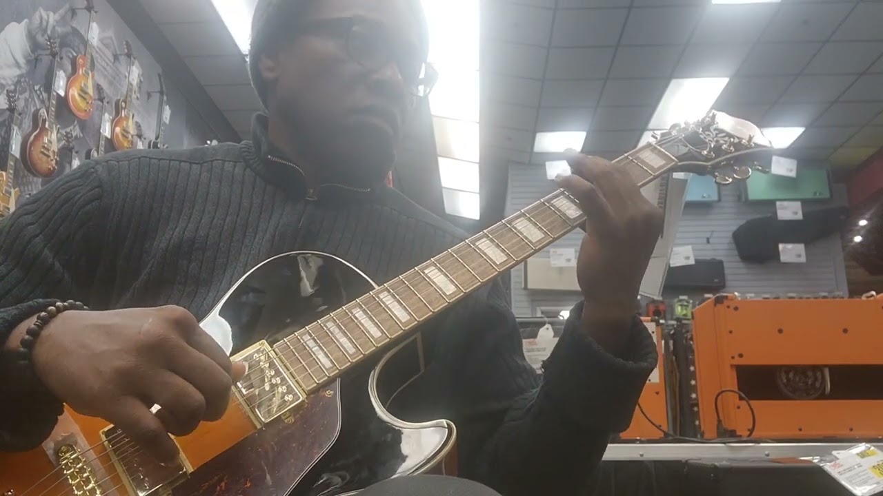 Small Bodied Archtop : Ibanez AG75